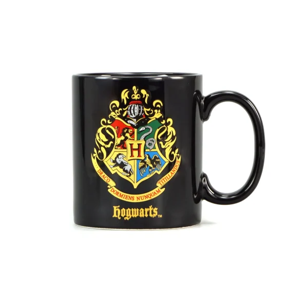 Harry Potter Hogwarts crest mug featuring Gryffindor Hufflepuff Ravenclaw and Slytherin